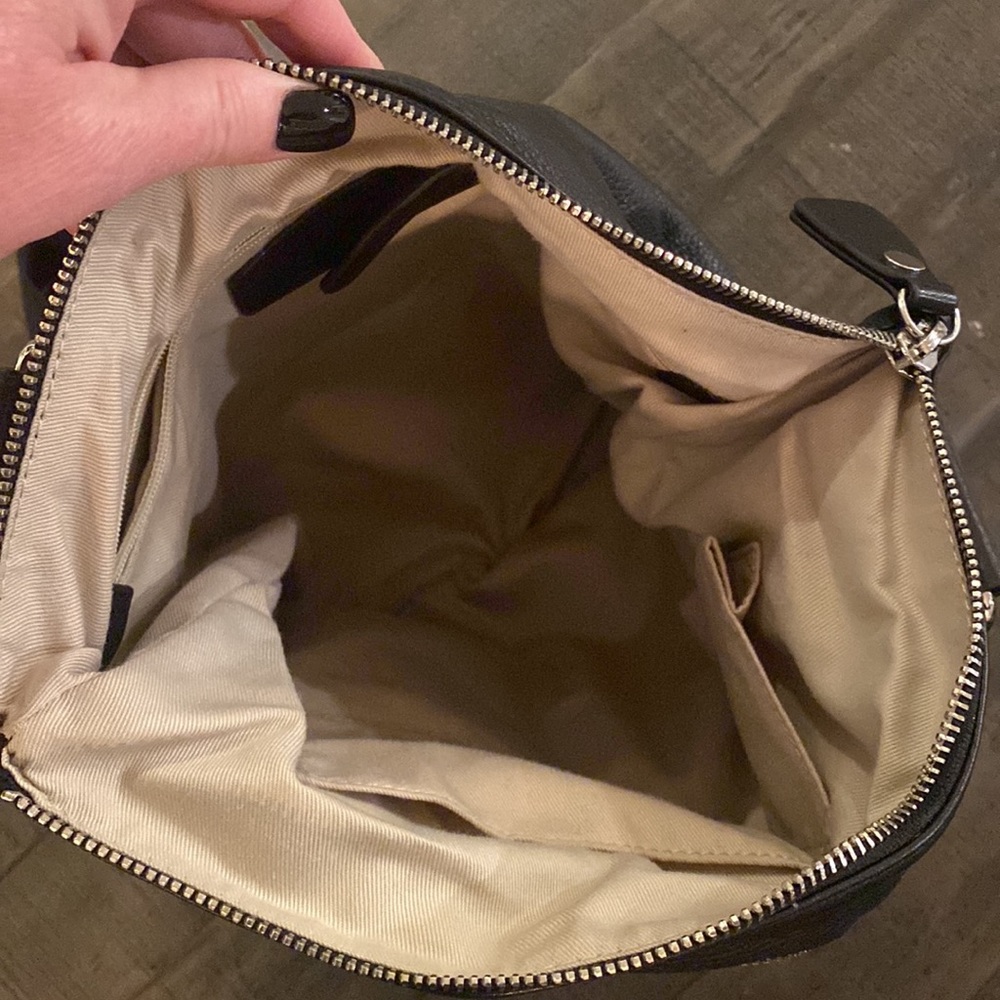 Black cross body bag - Picture 2 of 2